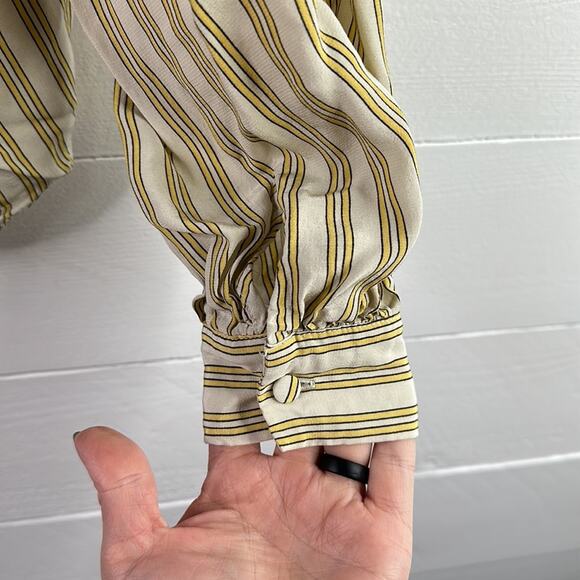 LEVI'S Tan Yellow Vertical Striped Button Up 3/4 Sleeve Blouse Top Shirt Size S - Picture 6 of 12